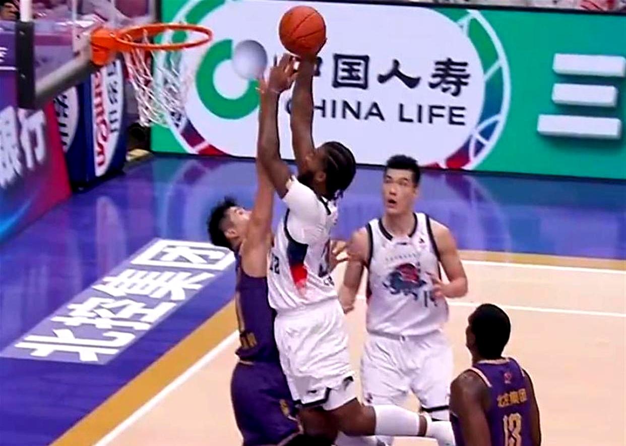 广州篮球队球员名单