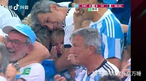 体育赛事-两球队参加比赛列方程详解